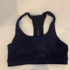 Lululemon SIZE 6 invigorate bra